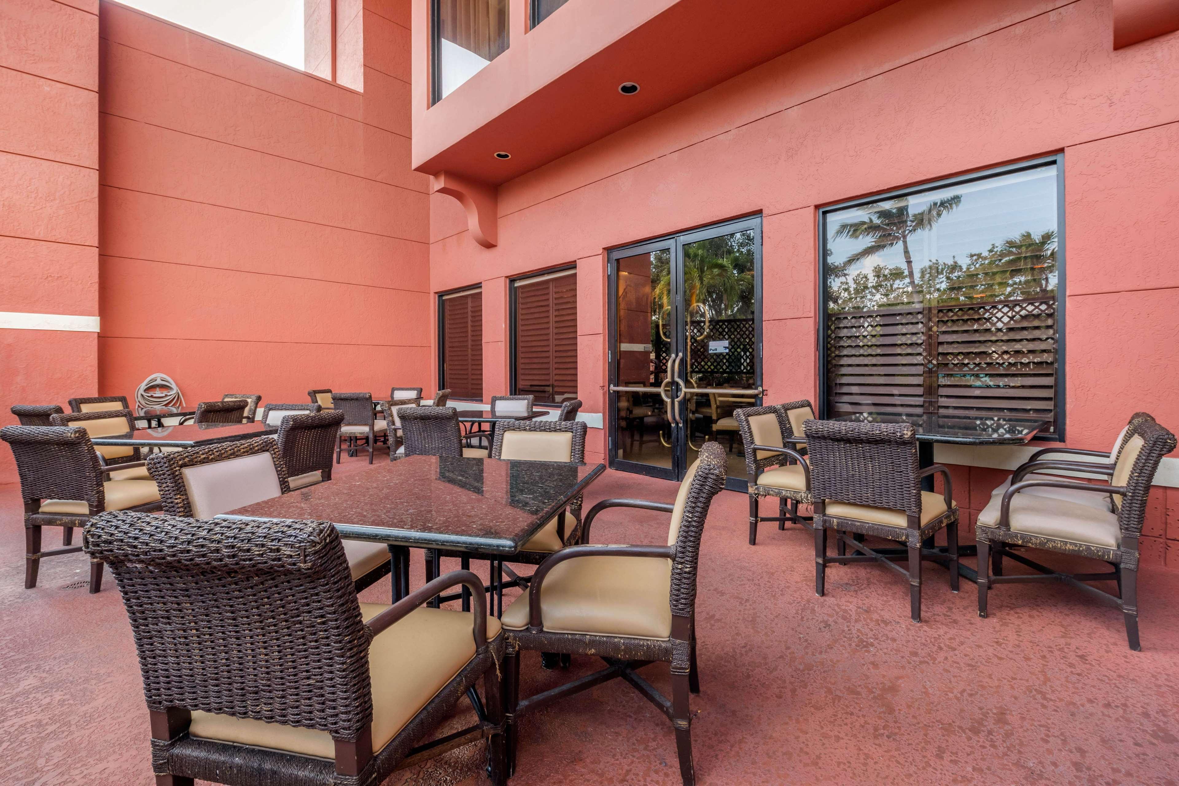 Best Western Plus Palm Beach Gardens Hotel & Suites And Conference Ct Ngoại thất bức ảnh